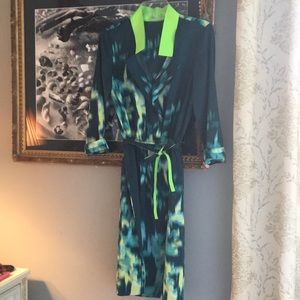Gorgeous Green Tahari Dress! Fabulous fabric.